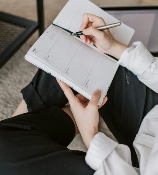 pexels-vlada-karpovich-4050300